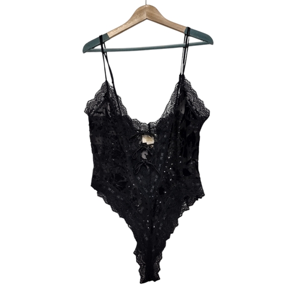 Victoria Secret Gold Label Black Floral Burnout Tie Front Lace Teddy Bodysuit - Picture 1 of 7